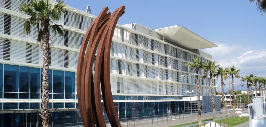Easylife déploie sa Conciergerie au CH de Cannes : au service du quotidien des soignants et des patients